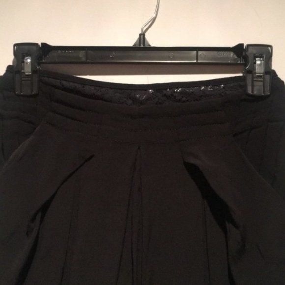 The Kooples - black+blue lace mini skirt, size S - Picture 4 of 7